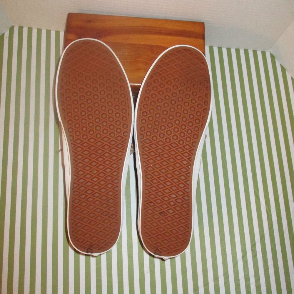 Vans Sneakers Off The Wall - Picture 10 of 14
